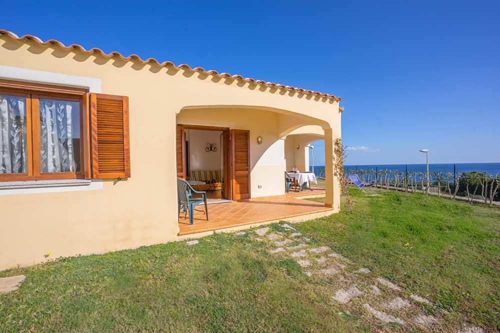 Residence Baia Sant Anna Con Piscina Tanaunella Exteriér fotografie