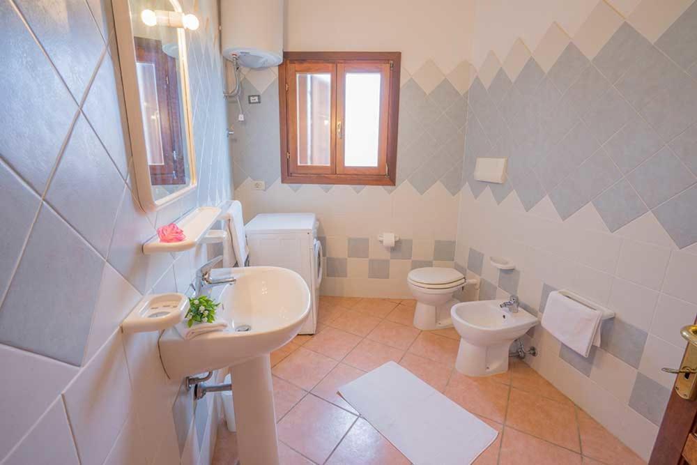 Residence Baia Sant Anna Con Piscina Tanaunella Exteriér fotografie
